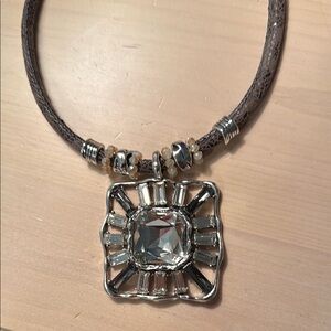 Silver sparkling pendent statement Necklace with Gemstone.